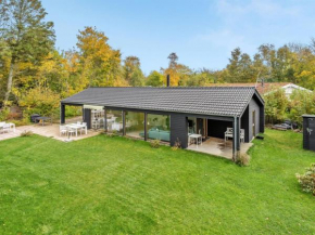 Holiday Home Aino - 1km from the sea by Interhome in Liseleje